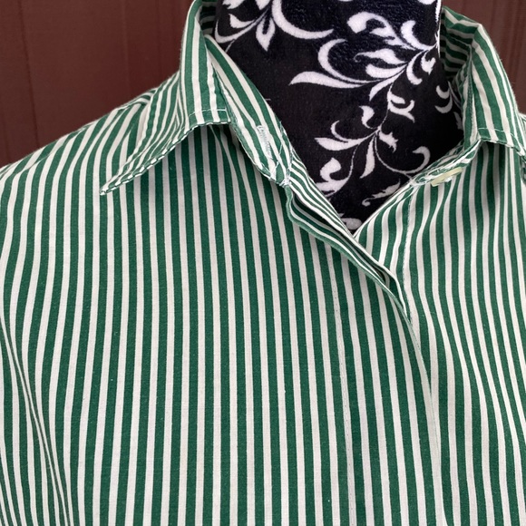 Separate Issue Women’s Striped Pleated Long Sleeve Button Up Shirt Size 10 - Picture 7 of 16